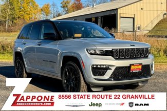 New 2025 Jeep Grand Cherokee Summit image 1