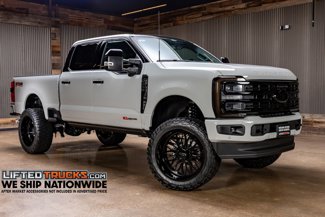 Used 2025 Ford F250 Platinum image 1