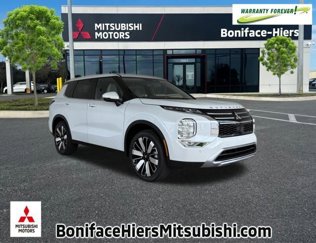 New 2025 Mitsubishi Outlander SE image 1