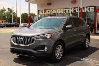 Used 2023 Ford Edge SEL w/ Convenience Package image 1