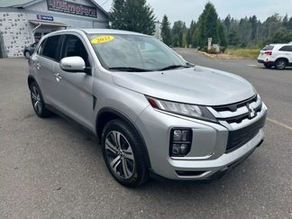 Used 2021 Mitsubishi Outlander Sport SE image 1