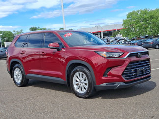 Certified 2024 Toyota Grand Highlander XLE image 1