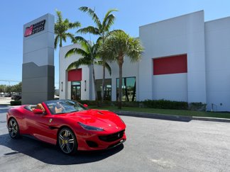 Used 2019 Ferrari Portofino image 1