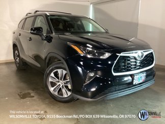 Used 2024 Toyota Highlander XLE image 1
