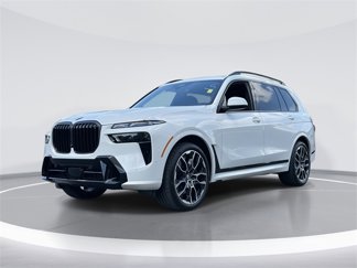 Used 2025 BMW X7 xDrive40i w/ Executive Package image 1