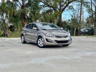 Used 2016 Hyundai Elantra SE image 1