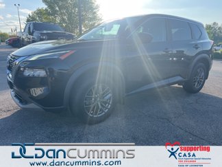 Used 2023 Nissan Rogue S image 1