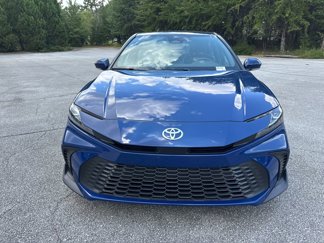 Used 2025 Toyota Camry SE video 2