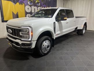 Used 2024 Ford F450 Lariat image 1