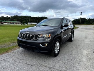 Used 2021 Jeep Grand Cherokee Laredo X image 1