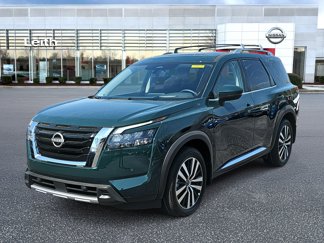 New 2025 Nissan Pathfinder Platinum image 1