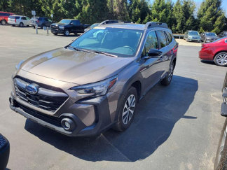 Used 2024 Subaru Outback Premium image 1