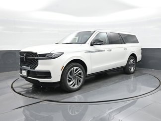 New 2025 Lincoln Navigator L Reserve image 1