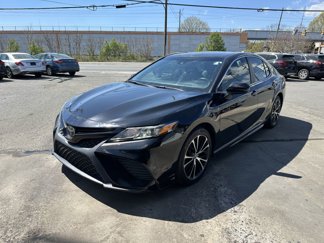 Used 2019 Toyota Camry L image 1