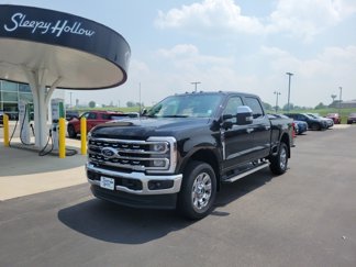 New 2025 Ford F350 4x4 Crew Cab Super Duty image 1