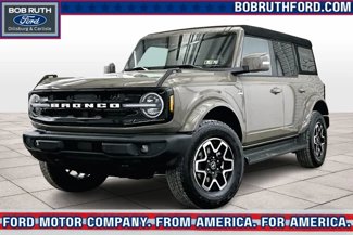 New 2025 Ford Bronco Outer Banks image 1