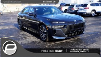 New 2024 BMW i7 xDrive60 w/ Premium Package image 1