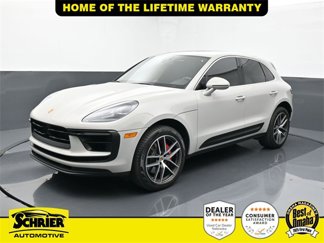 Used 2023 Porsche Macan S image 1