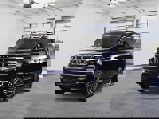 New 2025 Jeep Wagoneer 4WD image 1