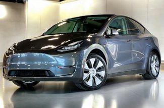 Used 2021 Tesla Model Y 2WD image 1