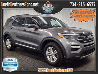 Certified 2022 Ford Explorer XLT w/ Equipment Group 202A image 1