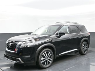 New 2025 Nissan Pathfinder Platinum image 1