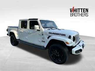 Used 2022 Jeep Gladiator Overland image 1