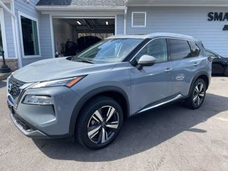 Used 2023 Nissan Rogue SL image 1