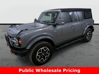Used 2023 Ford Bronco Outer Banks image 1