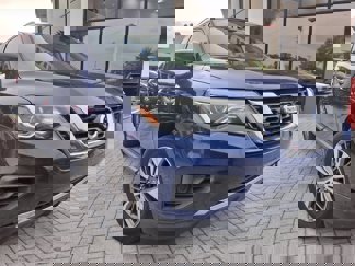 Used 2020 Nissan Pathfinder S image 1