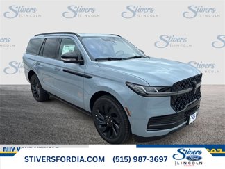 New 2025 Lincoln Navigator Reserve image 1