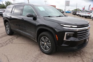 Used 2024 Chevrolet Traverse LT image 1