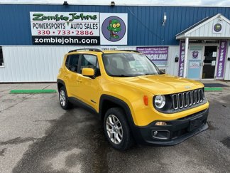 Used 2017 Jeep Renegade Latitude w/ Cold Weather Group image 1