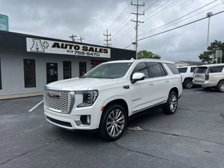 Used 2022 GMC Yukon Denali w/ Advanced Technology Package image 1