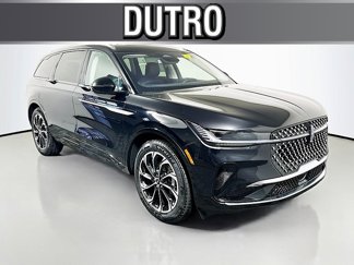 New 2025 Lincoln Nautilus Reserve image 1