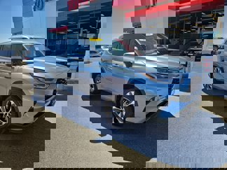 Used 2021 Toyota Highlander XLE image 1