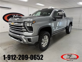New 2025 Chevrolet Silverado 2500 High Country w/ Technology Package image 1