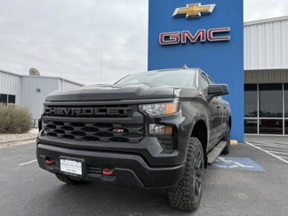 New 2025 Chevrolet Silverado 1500 Custom Trail Boss w/ LPO, Dark Essentials Package image 1