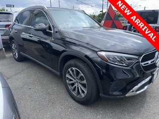 Used 2024 Mercedes-Benz GLC 300 4MATIC image 1