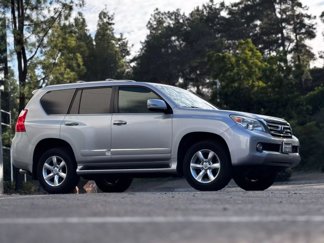 Used 2013 Lexus GX 460 image 1