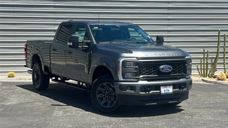 New 2025 Ford F250 4x4 Crew Cab Super Duty image 1