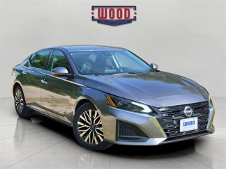 Used 2023 Nissan Altima 2.5 SV image 1