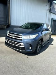 Used 2018 Toyota Highlander Plus image 1