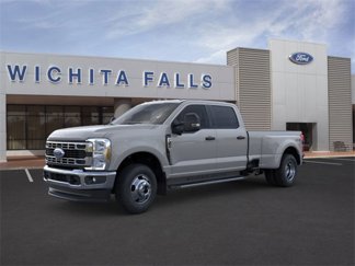 New 2025 Ford F350 XLT image 1
