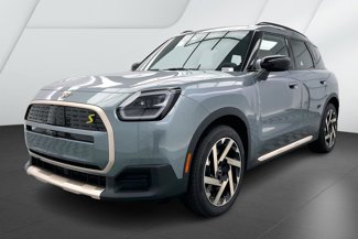 New 2025 MINI Cooper Countryman SE image 1