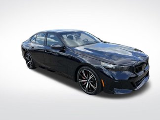 New 2026 BMW 550e xDrive w/ Premium Package image 1