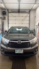 Used 2015 Toyota Highlander XLE image 1