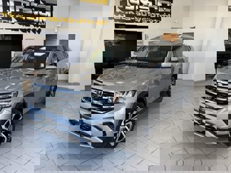 Used 2021 Volkswagen Atlas Cross Sport SEL Premium image 1