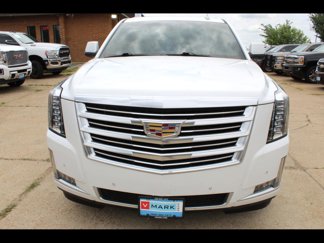Used 2017 Cadillac Escalade ESV Platinum image 1