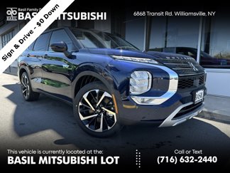 New 2025 Mitsubishi Outlander SE image 1